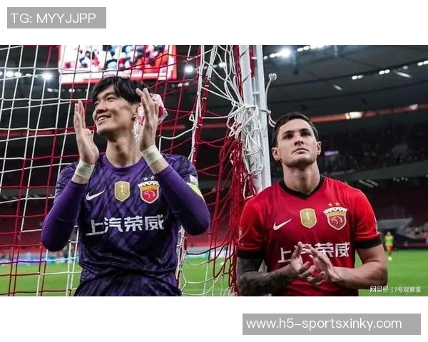 颜骏凌向范德萨请教经验交流联系方式分享成长之路